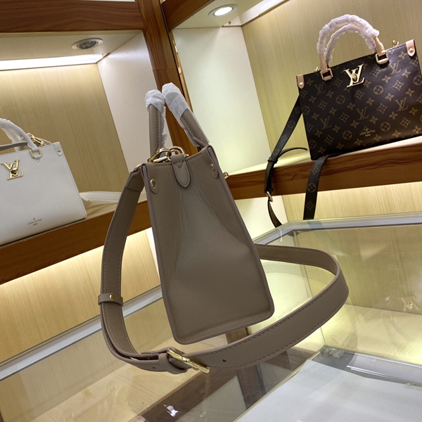 ルイヴィトンバッグ角部分ディテール